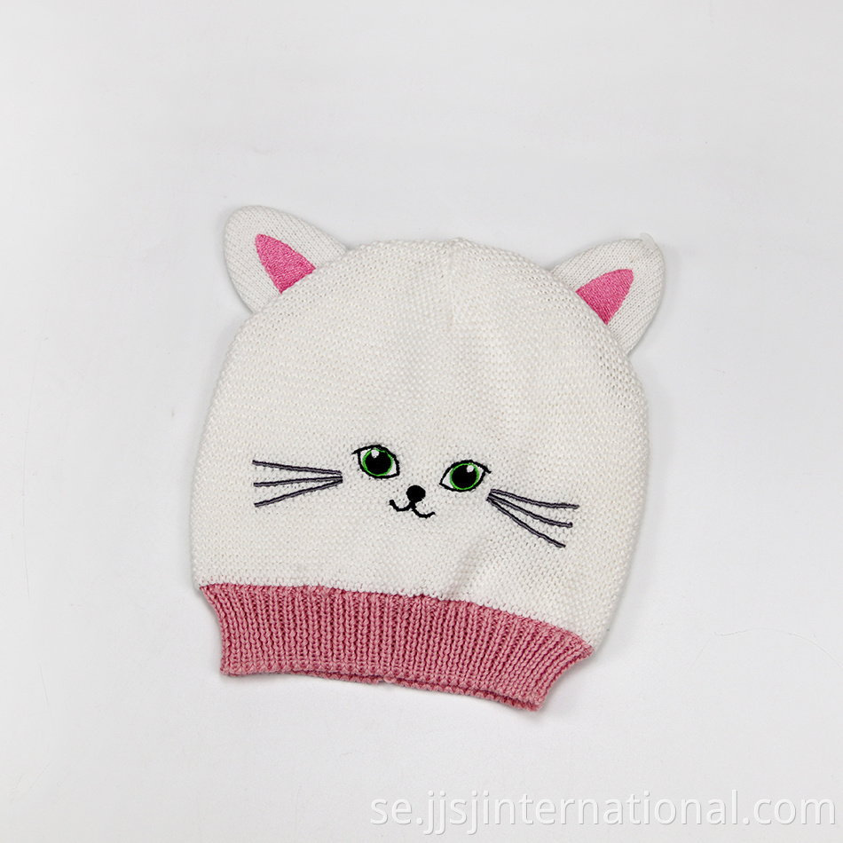 Three-dimensional cartoon warm children's knitted hat